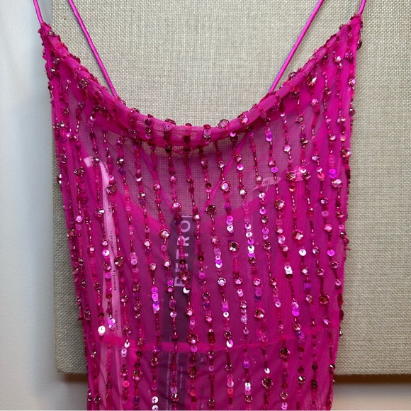 Retrofête Alessandra Dress ❤️🔥💖 - Picture 11 of 16